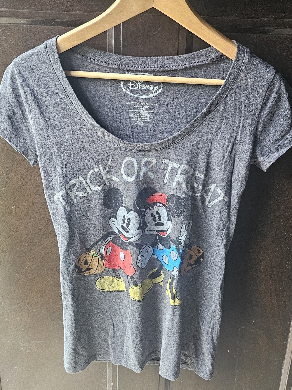 Disney Mickey & Minnie Halloween Graphic Short Sleeve Tee Medium